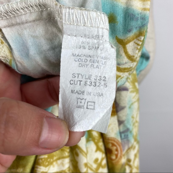 Cabi  3/4 Sleeve V Neck Tee Shirt Size L - Picture 7 of 7